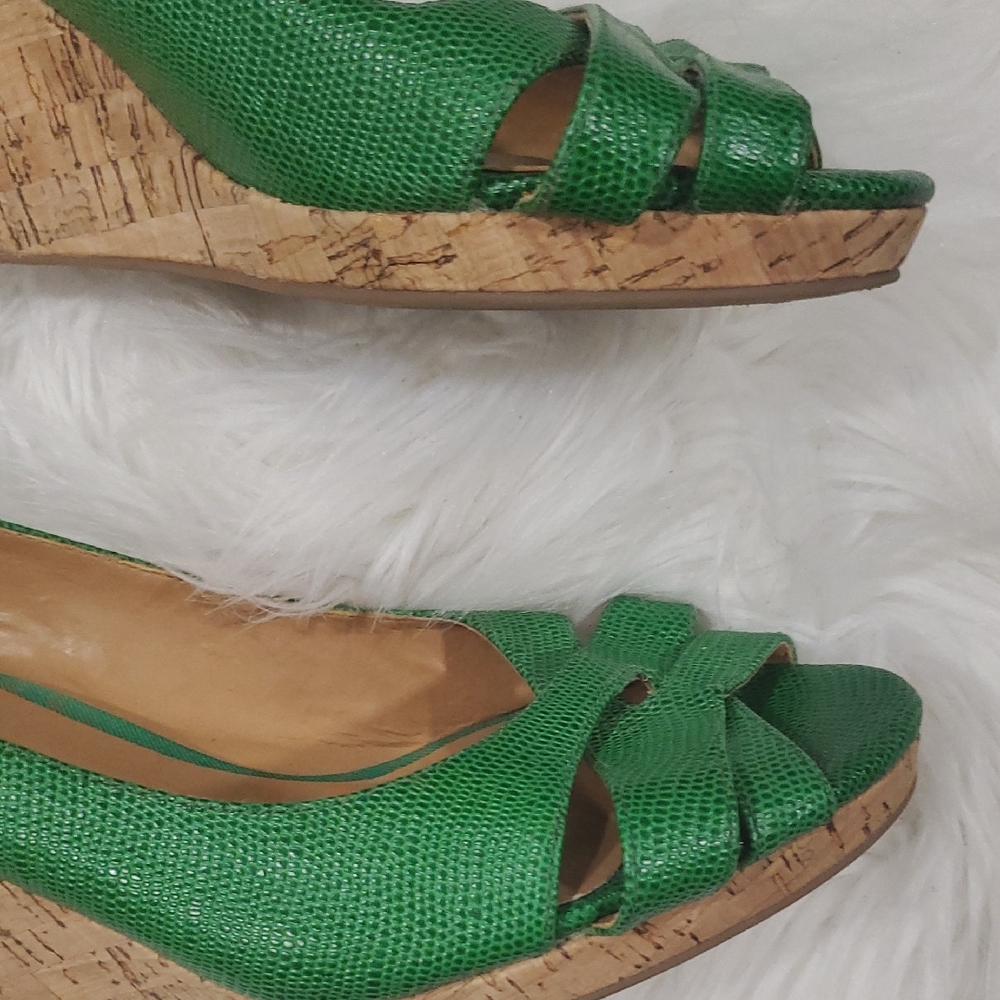 Nine West Emerald Green Peep Toe Wedge Heels - Picture 5 of 11